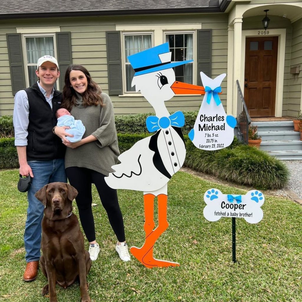 Blue Stork Sign with Personalized Bundles and Dog Bone Sign, [Main Locations]